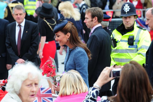 Ten płaszcz księżnej Catherine już widzieliśmy... (FOTO)