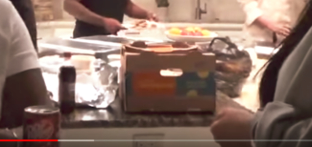 Wiemy, ile przytyła Kylie podczas ciąży!