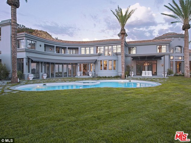 Oszałamiające wnętrze nowego domu Kylie Jenner