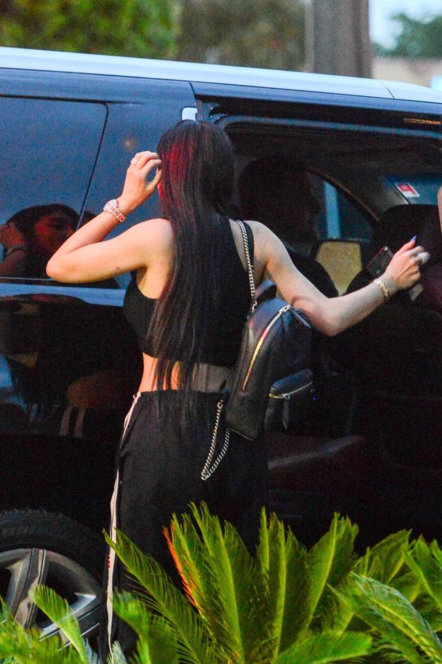 I gdzie ten boski brzuch, Kylie Jenner? (ZDJĘCIA)