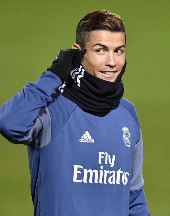 Wzruszający gest Cristiano Ronaldo wobec dzieci w Syrii (VIDEO)