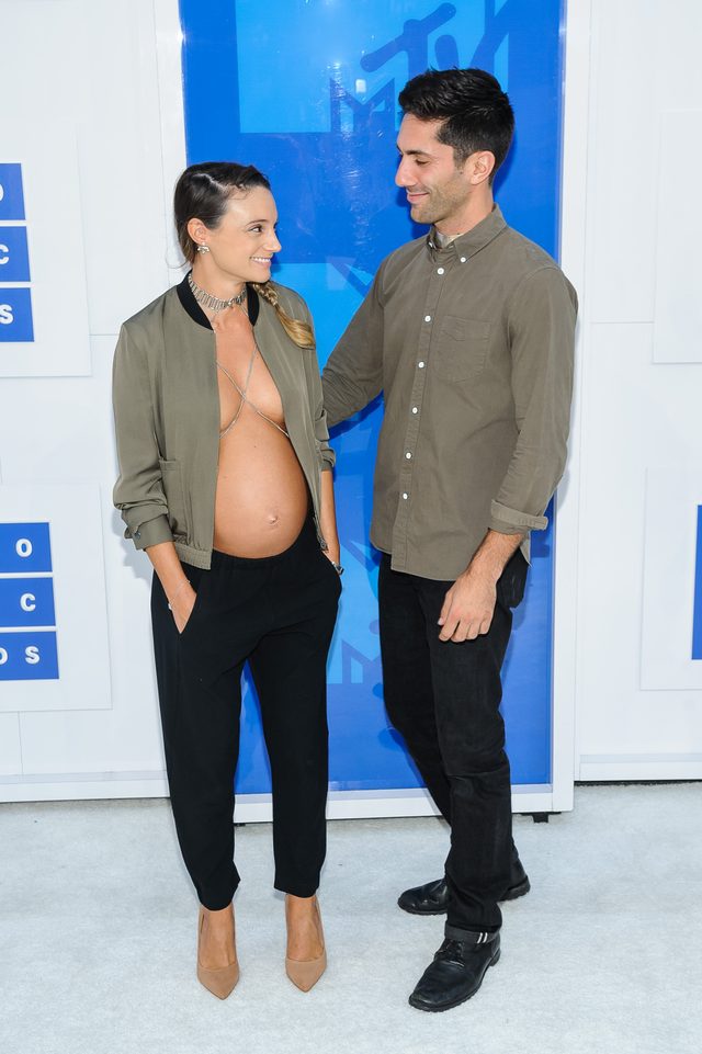 Nawet Kim Kardashian w ciąży nie pokazała tyle, ile ona na gali VMA (FOTO)