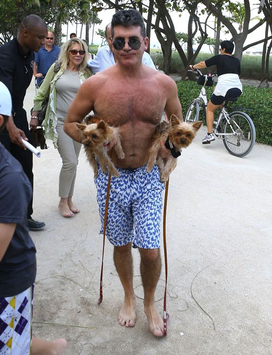 Dziewczyna Cowella 11 dni po porodzie... (FOTO) Dziewczyna Cowella 11 dni po porodzie... (FOTO)