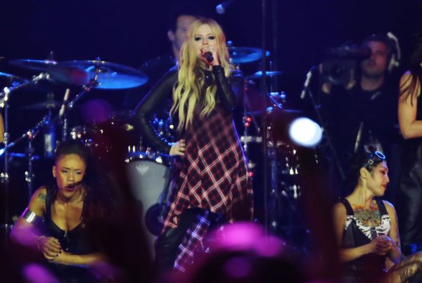 Avril Lavigne jest w ciąży? (FOTO)