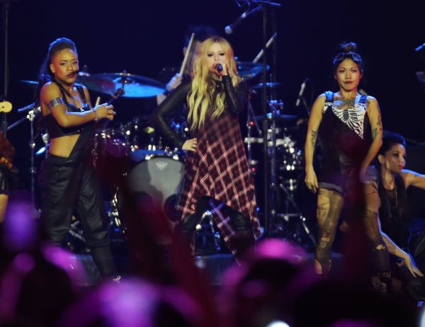 Avril Lavigne jest w ciąży? (FOTO)