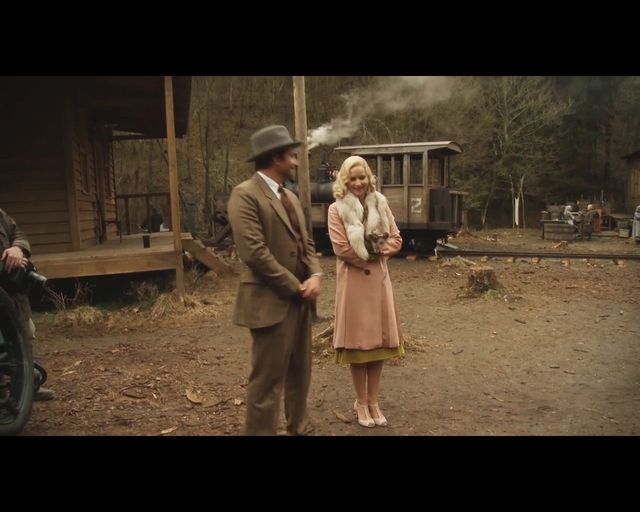 Lawrence i Cooper całują się (i nie tylko) [VIDEO]