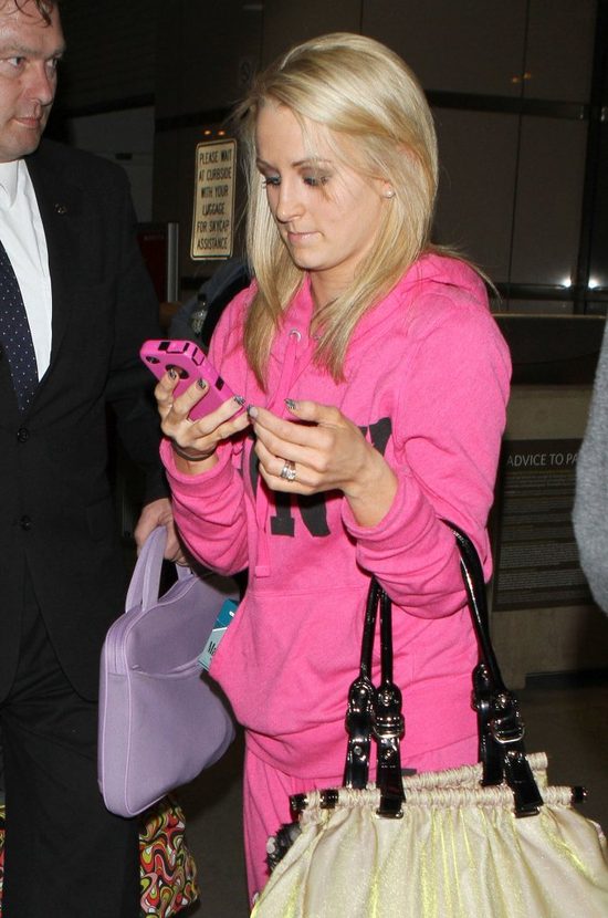 Zarzucają mamie, że seksualizuje wizerunek córek (FOTO)