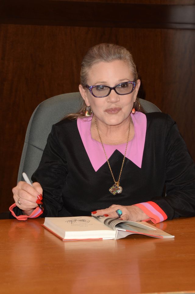 Carrie Fisher, księżniczka Leia z Gwiezdnych wojen, nie żyje Carrie Fisher, księżniczka Leia z Gwiezdnych wojen, nie żyje