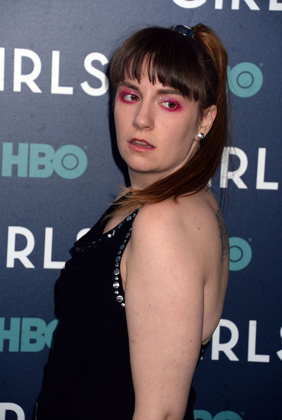 Koszmarna stylizacja? Musisz zobaczyć jej makijaż (FOTO)