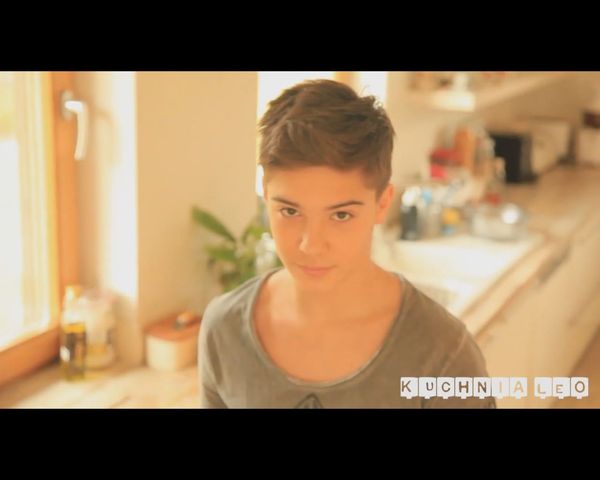 Leon Myszkowski, 14-letni syn Steczkowskiej na YouTube