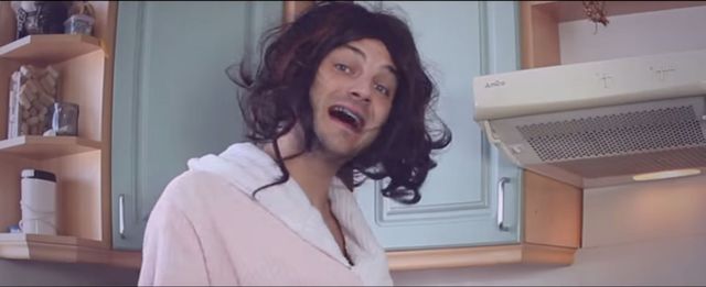 Ta parodia Sarsy Letniego, Chamskiego Podrywu jest hitem!