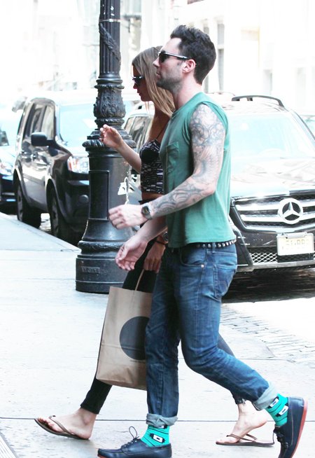 Adam Levine flirtuje z Shakirą?!