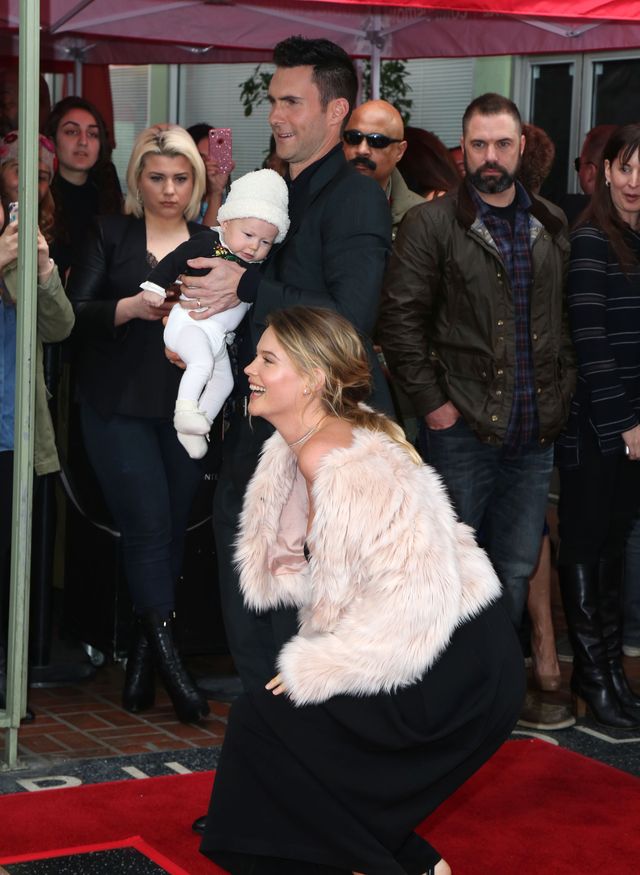 Adam Levine i Behati Prinsloo zabrali córeczkę na wielką imprezę (FOTO) Adam Levine i Behati Prinsloo zabrali córeczkę na wielką imprezę (FOTO)