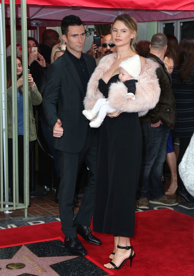 Adam Levine i Behati Prinsloo zabrali córeczkę na wielką imprezę (FOTO) Adam Levine i Behati Prinsloo zabrali córeczkę na wielką imprezę (FOTO)