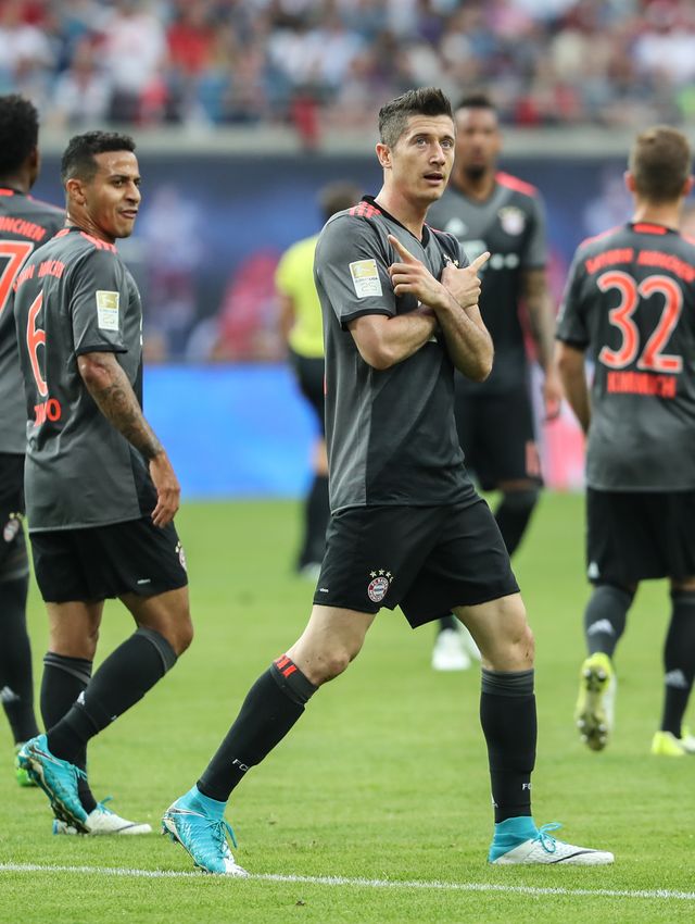 PŁACZ Ronaldo! To dzień, w którym Lewandowski wygrał pojedynek NA FRYZURY!