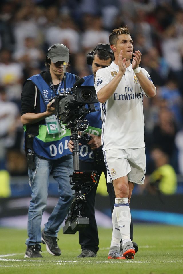 PŁACZ Ronaldo! To dzień, w którym Lewandowski wygrał pojedynek NA FRYZURY!