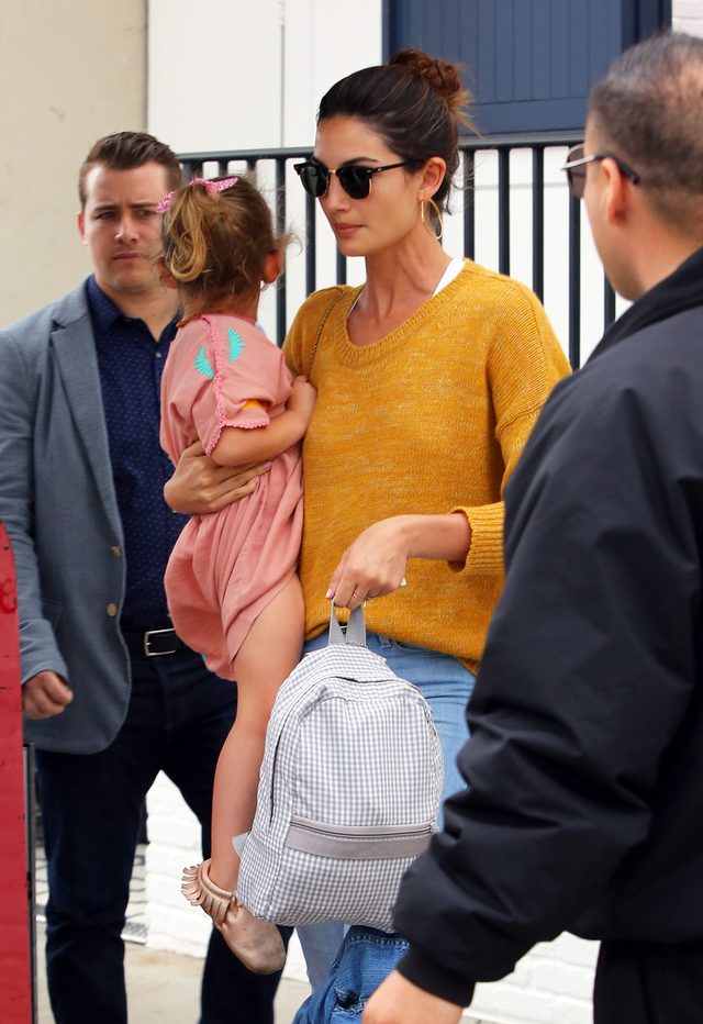 Lily Aldridge i Alessandra Ambrosio zabrały dzieci na wspólny lunch