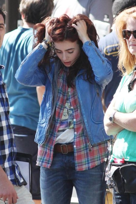 Lily Collins w akcji (FOTO)