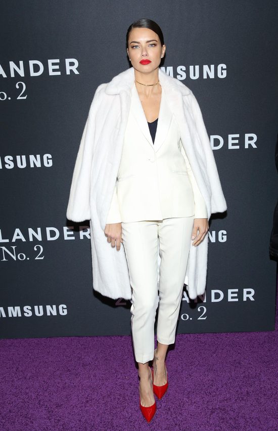 Plotki o emeryturze tej modelki są chyba na wyrost (FOTO)