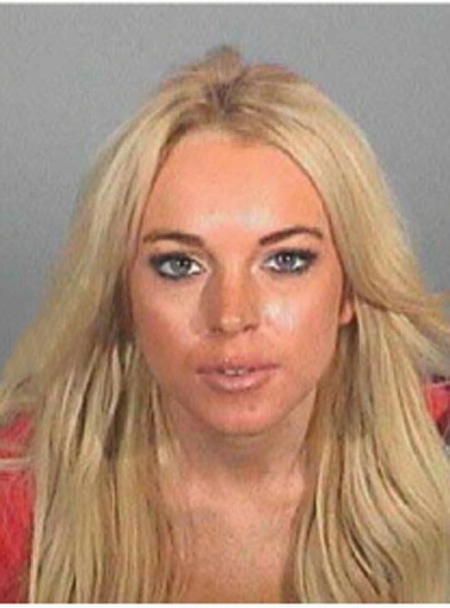 Imprezowanie na dobre odcisnęło piętno na urodzie LiLo 