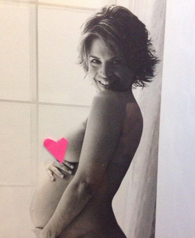 Najpierw się zoperowała, teraz chwali się brzuszkiem (FOTO)