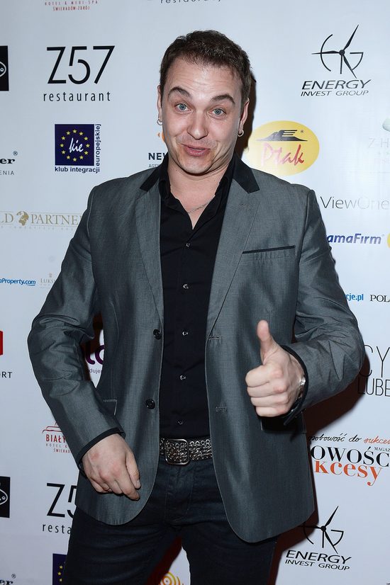 Oni będą skakać do wody w show Celebrity Splash 