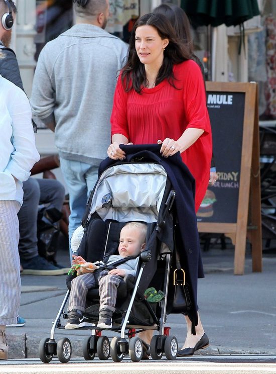 Liv Tyler urodzi lada dzień (FOTO)