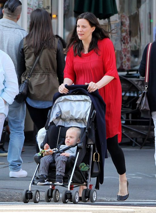 Liv Tyler urodzi lada dzień (FOTO)