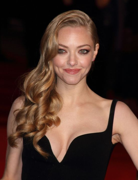 Premiera filmu Nędznicy - Anne Hathaway oczarowała! 