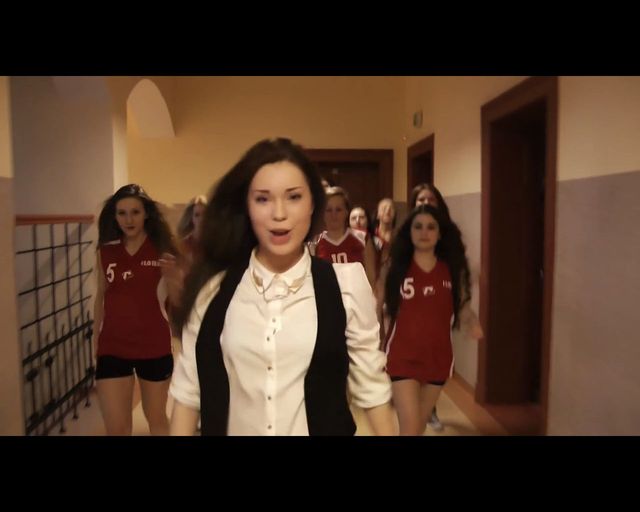 Licealiści z Ełku reklamują swoję szkołę w oscarowym stylu 