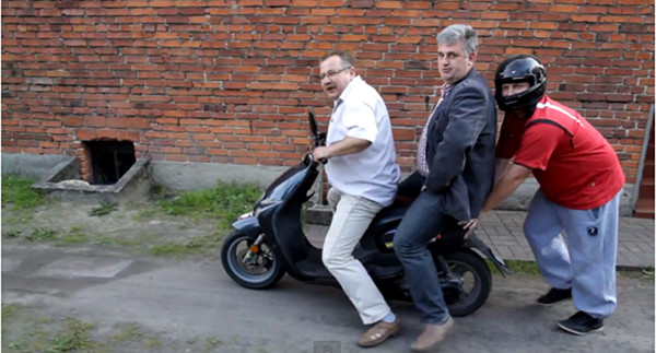 Recytowali Lokomotywę i zyskali sławę (VIDEO)