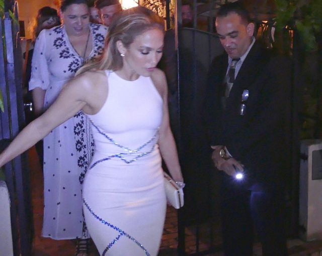 Jennifer Lopez przyłapana na randce (FOTO)