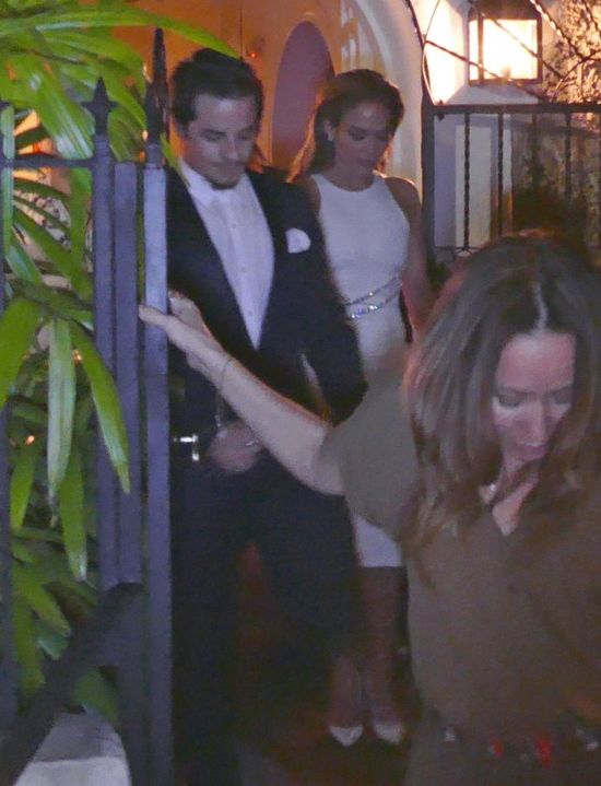 Jennifer Lopez przyłapana na randce (FOTO)