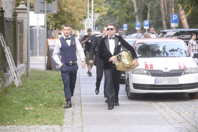 ŚLUB Małgorzaty Rozenek i Radosława Majdana - zobaczcie suknię ślubną panny młod ŚLUB Małgorzaty Rozenek i Radosława Majdana - zobaczcie suknię ślubną panny młod