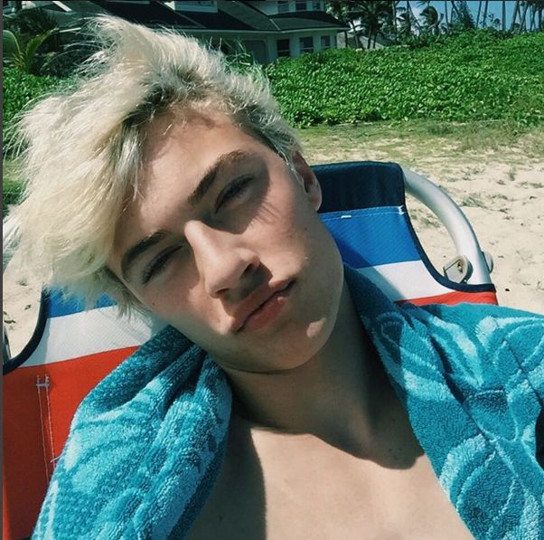 Ten rozchwytywany model wygląda jak brat Radka Pestki