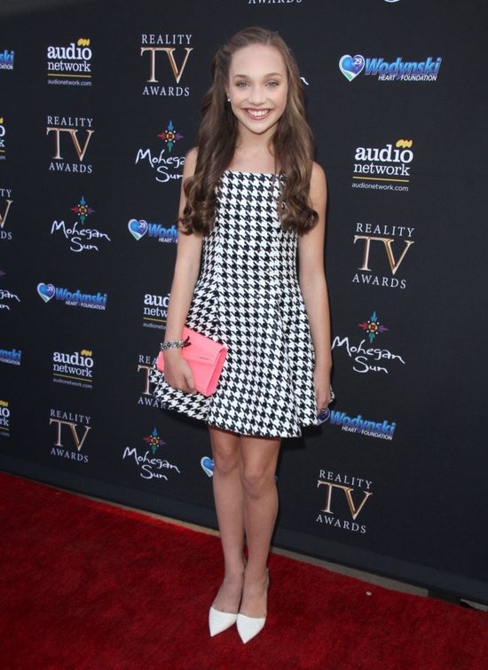 Maddie Ziegler z klipu Chandelier - jak wygląda bez peruki? Maddie Ziegler z klipu Chandelier - jak wygląda bez peruki?