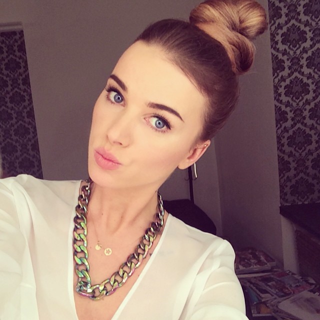 Ta blogerka pokazuje coraz częściej coraz więcej (FOTO)