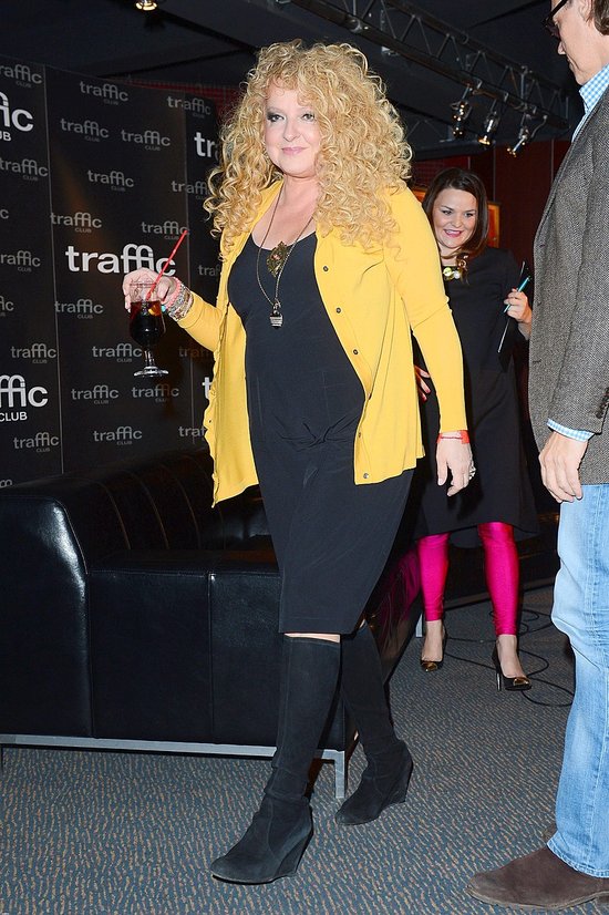 Szaro-bury gad na Facebooku Magdy Gessler