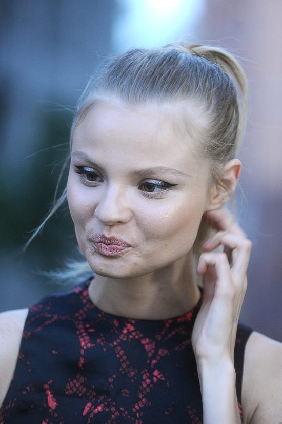 Magdalena Frąckowiak z wielkiego świata do Warszawy (FOTO) Magdalena Frąckowiak z wielkiego świata do Warszawy (FOTO)