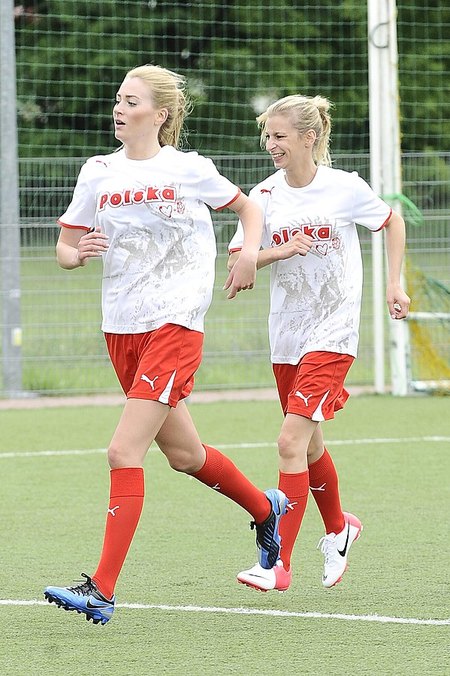 Zawadzka i Schejbal kopią piłkę (FOTO)