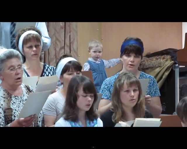 Ta mała dyrygentka jest świetna!  [VIDEO]