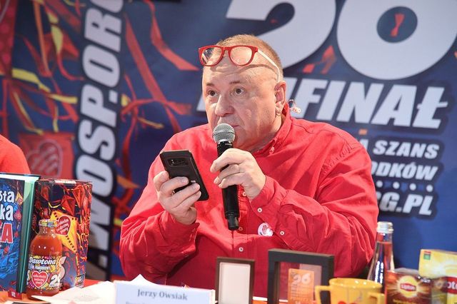 Majdanowie u Owsiaka - na licytację dali swój ślubny prezent (ZDJĘCIA) Majdanowie u Owsiaka - na licytację dali swój ślubny prezent (ZDJĘCIA)