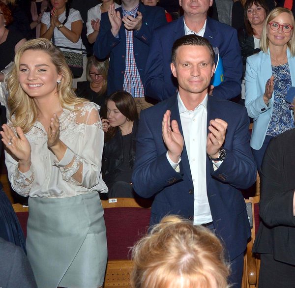 Małgorzata Socha z mężem, Krzysztofem Wiśniewskim, na premierze (FOTO)