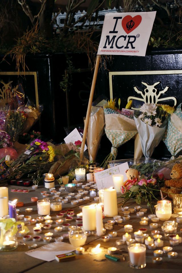 Dwoje Polaków zginęło w zamachu w Manchesterze Dwoje Polaków zginęło w zamachu w Manchesterze