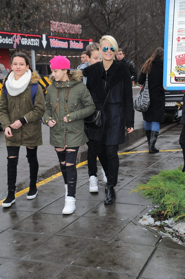 Mandaryna zabrała dzieci na obiad z gwiazdami (FOTO)