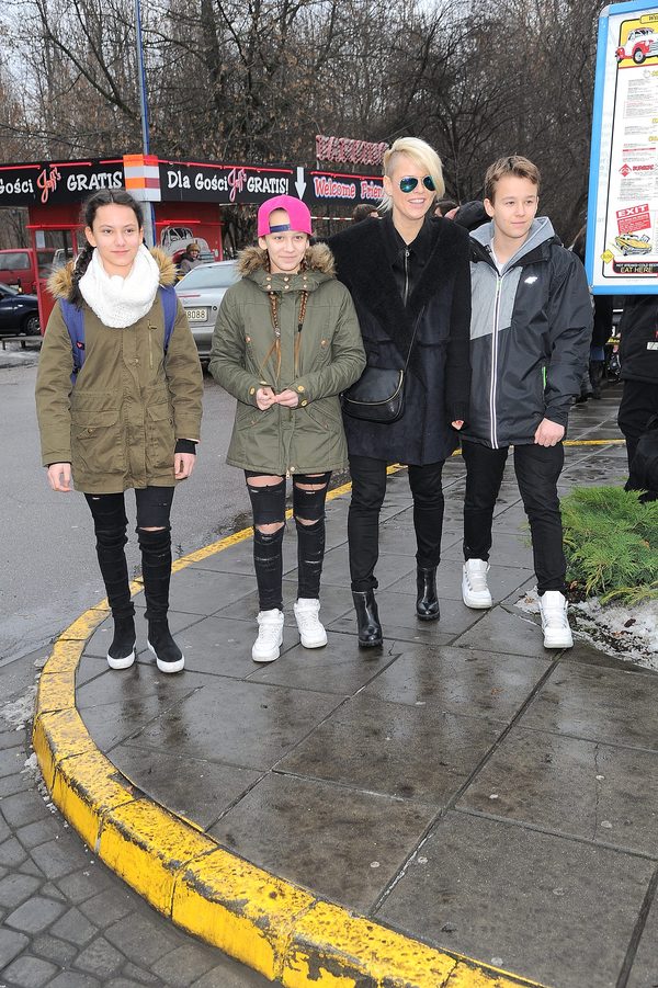 Mandaryna zabrała dzieci na obiad z gwiazdami (FOTO)