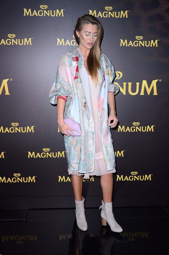 Pokaz biustów na imprezie Magnum (FOTO)