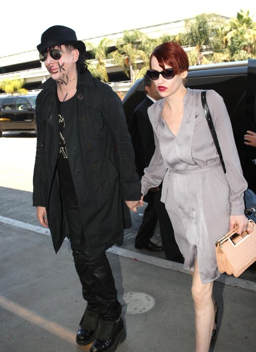 Marilyn Manson z dziewczyną i... twarzowym przekazem (FOTO)