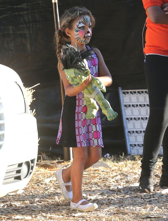 Oliver Martinez spędza czas z przybraną córką (FOTO)