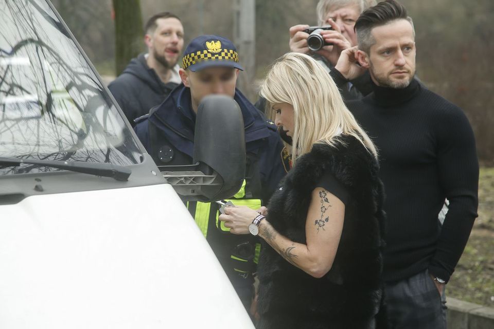 Samochód Mandaryny na lawecie (ZDJĘCIA) Samochód Mandaryny na lawecie (ZDJĘCIA)